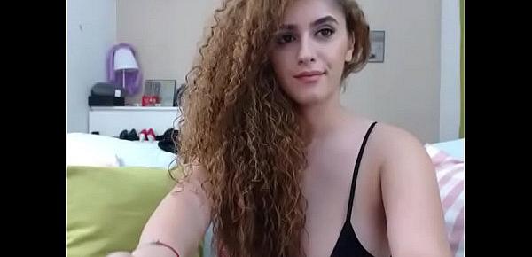  Beautiful girl with curvy hair played titsjob live show